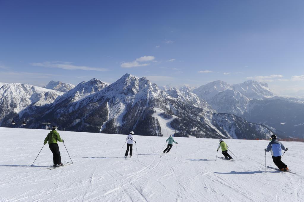 Hotel Garni Hochgruber Брунико Экстерьер фото