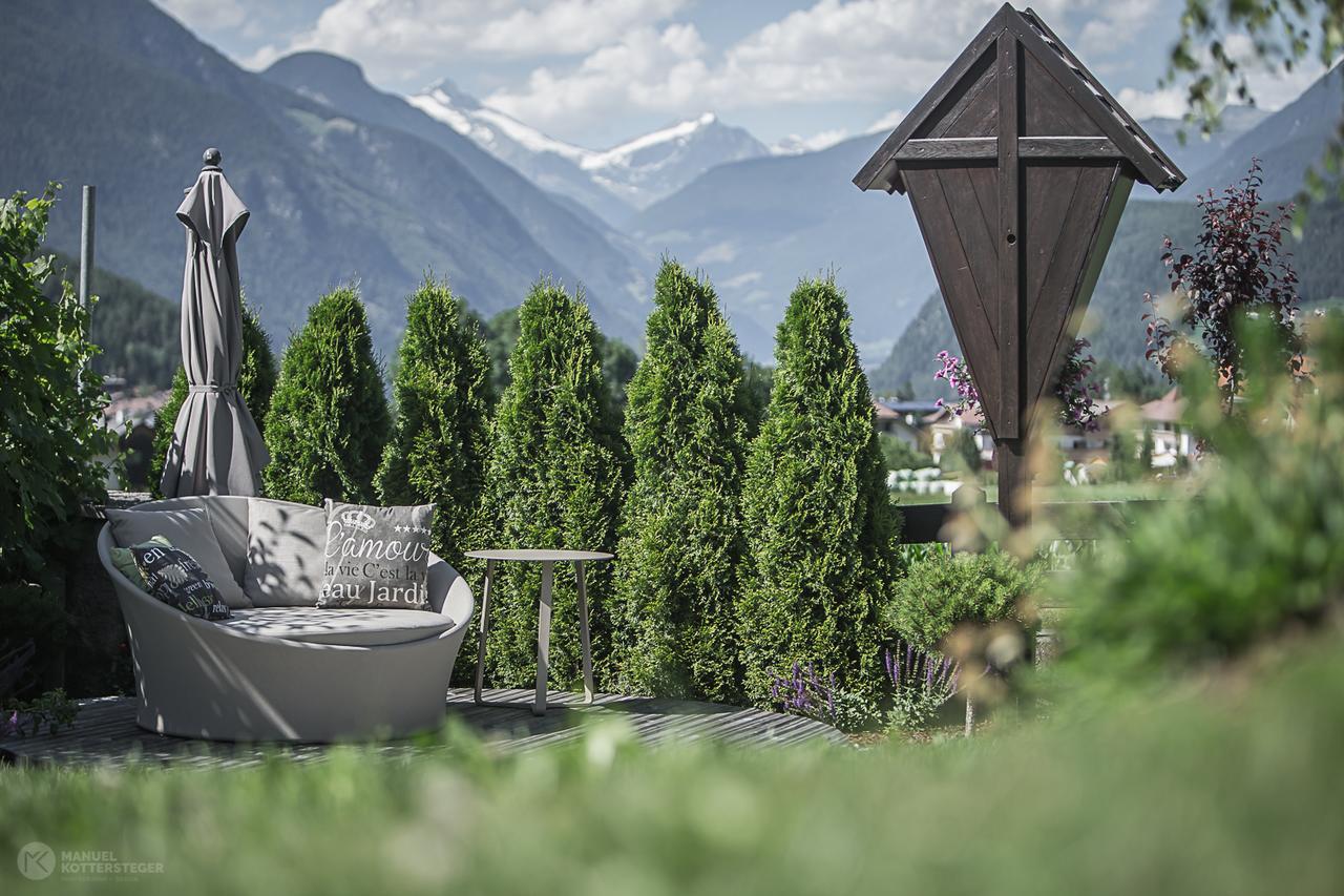 Hotel Garni Hochgruber Брунико Экстерьер фото
